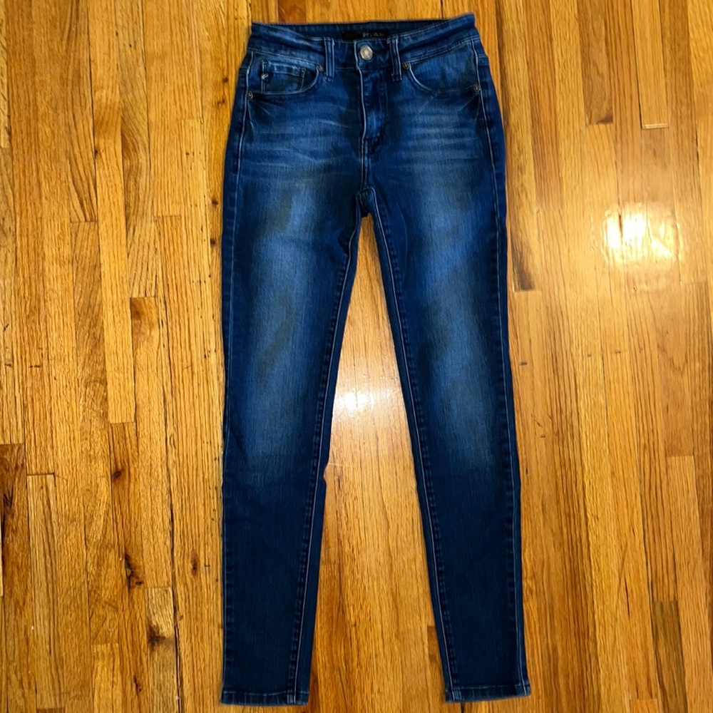 Skinny jeans
